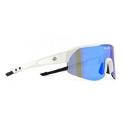 Цвет white revo blue
