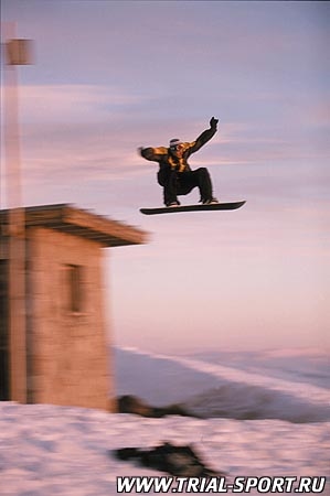 На доске Erik Leines 9