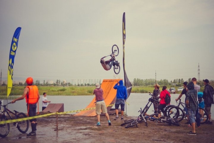 FJF • V • 2014 25