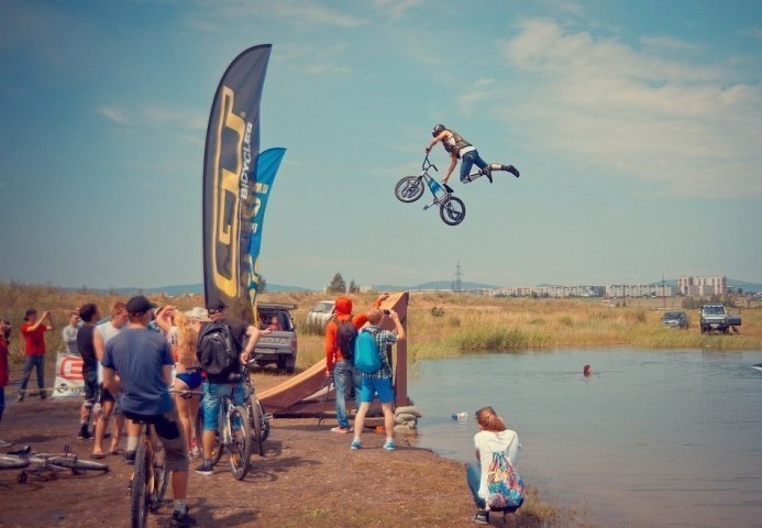 FJF • V • 2014 47