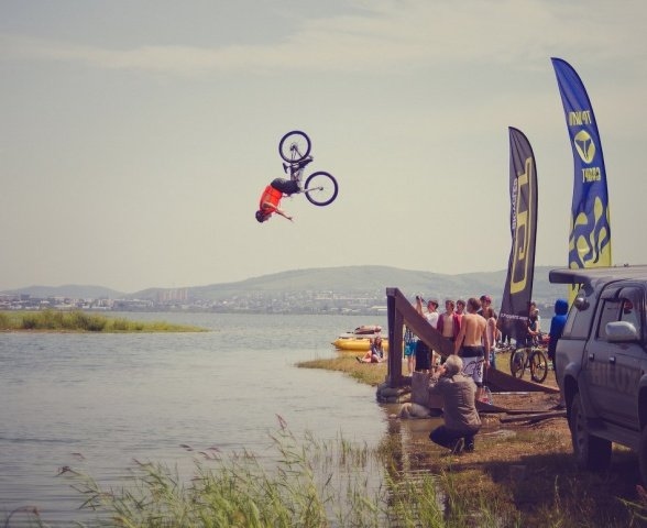 FJF • V • 2014 60