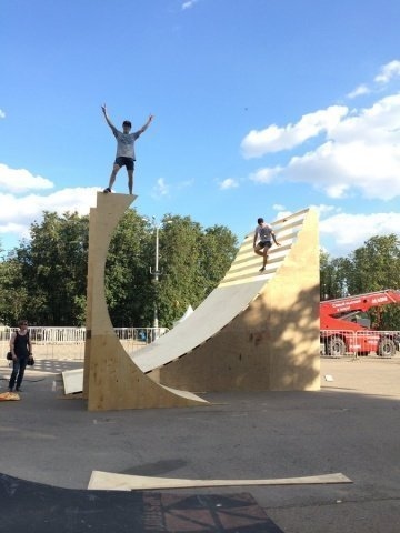 GT: Летние приключения Жени Курникова в Европе 106