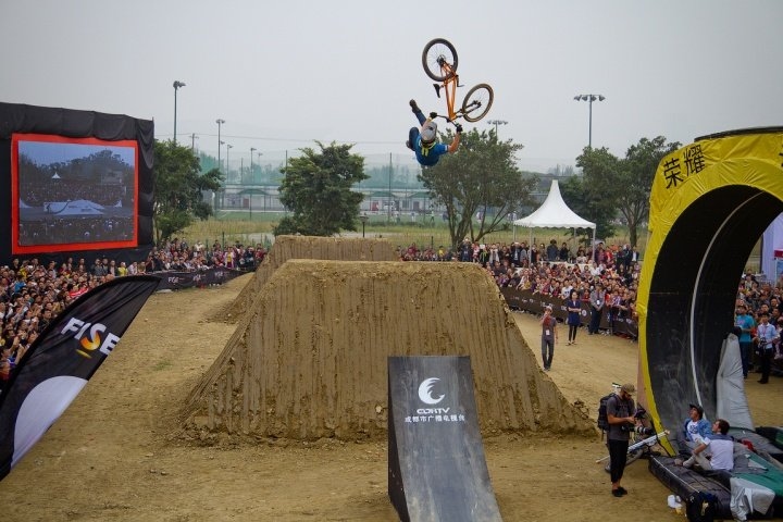 GT: Евгений Курников ChinaTrip2014 9