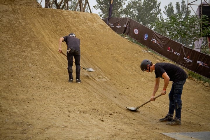 GT: Евгений Курников ChinaTrip2014 42