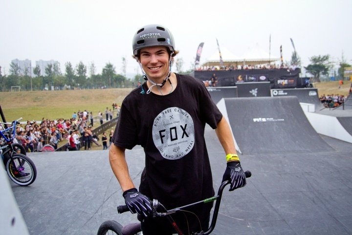 GT: Евгений Курников ChinaTrip2014 70
