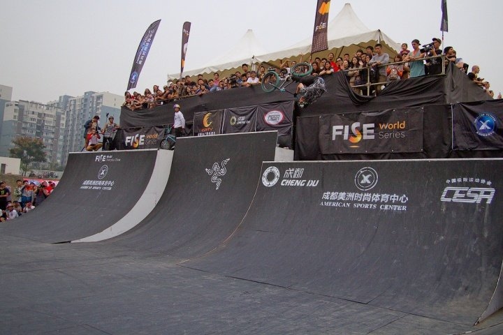 GT: Евгений Курников ChinaTrip2014 147