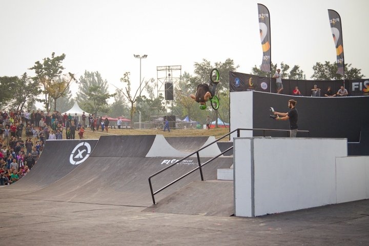 GT: Евгений Курников ChinaTrip2014 149