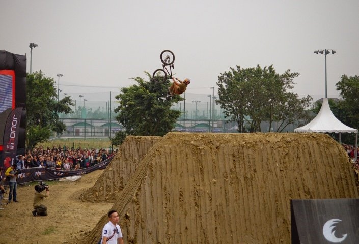 GT: Евгений Курников ChinaTrip2014 154