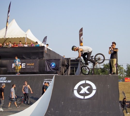 GT: Евгений Курников ChinaTrip2014 170