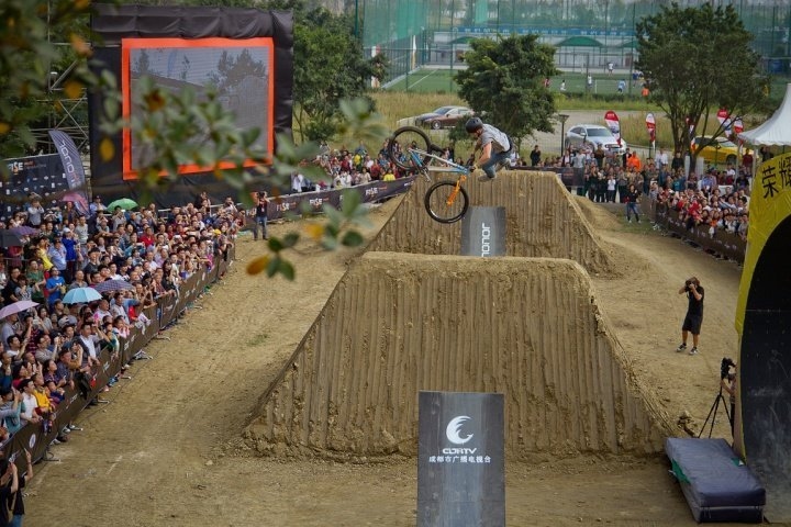 GT: Евгений Курников ChinaTrip2014 169