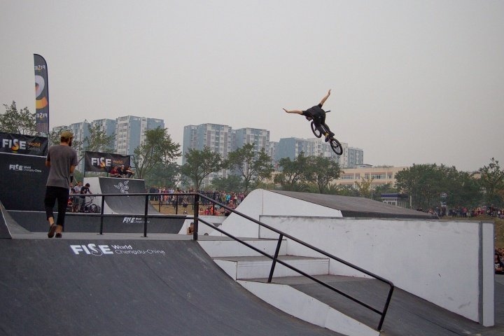 GT: Евгений Курников ChinaTrip2014 168