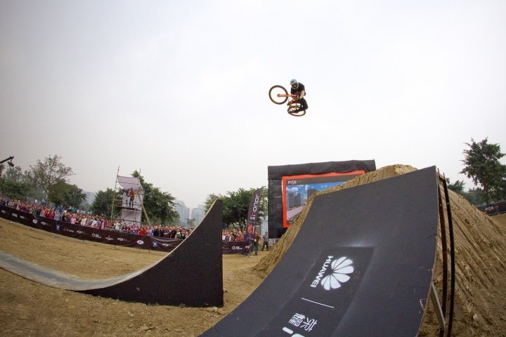GT: Евгений Курников ChinaTrip2014 200