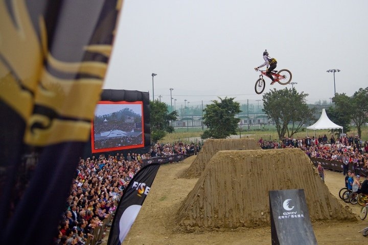 GT: Евгений Курников ChinaTrip2014 204