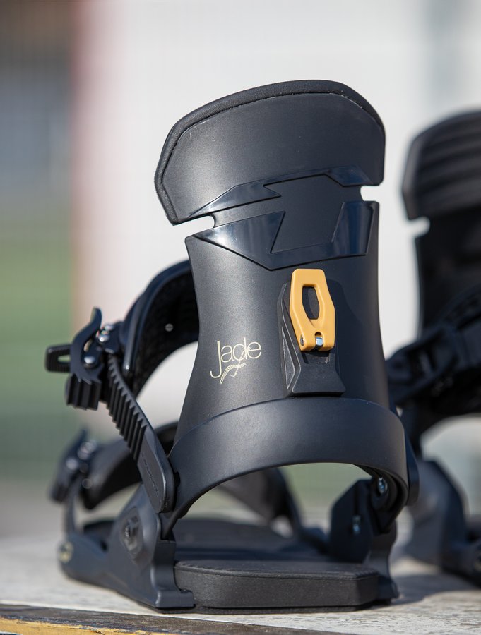 Drake JADE 2023/2024. Крепления для сноуборда Каталог. Триал-Спорт.