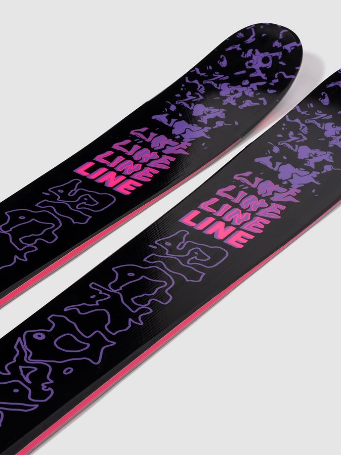 Line SICK DAY 104 2021/2022. Горные лыжи Каталог. Триал-Спорт.