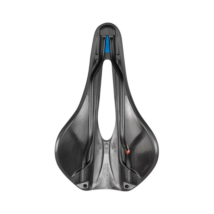 Selle Italia NOVUS BOOST EVO SUPERFLOW 2025. Седла для велосипеда